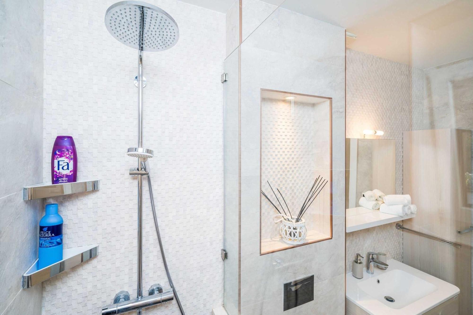 Apartman La Fiore *